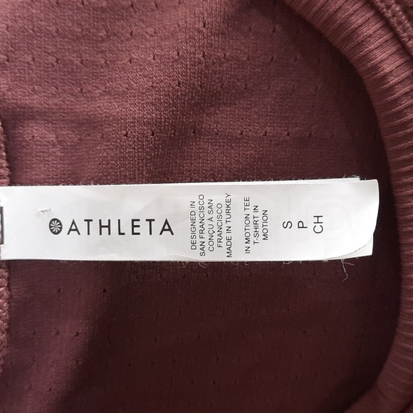 Athleta dark pink In Motion tee athletic short sleeve t-shirt, size small - Picture 8 of 10